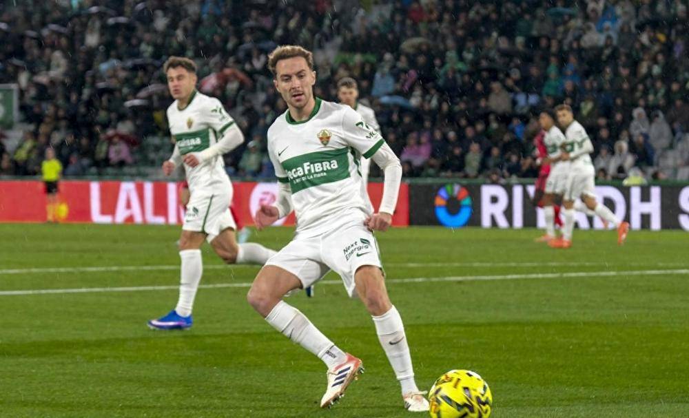 比分定格4-0!西甲赛场诞生大胜,21岁皇马旧将1球2助闪耀全场